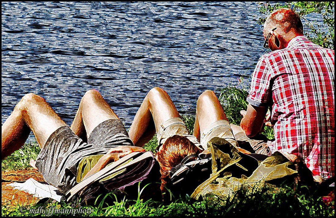 P1040475-Knees-Glow-web